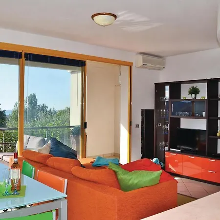 Borgo Mezzane 04