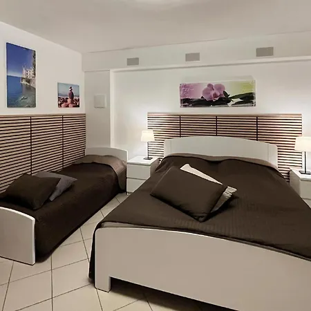 Borgo Mezzane Tatil Evi *